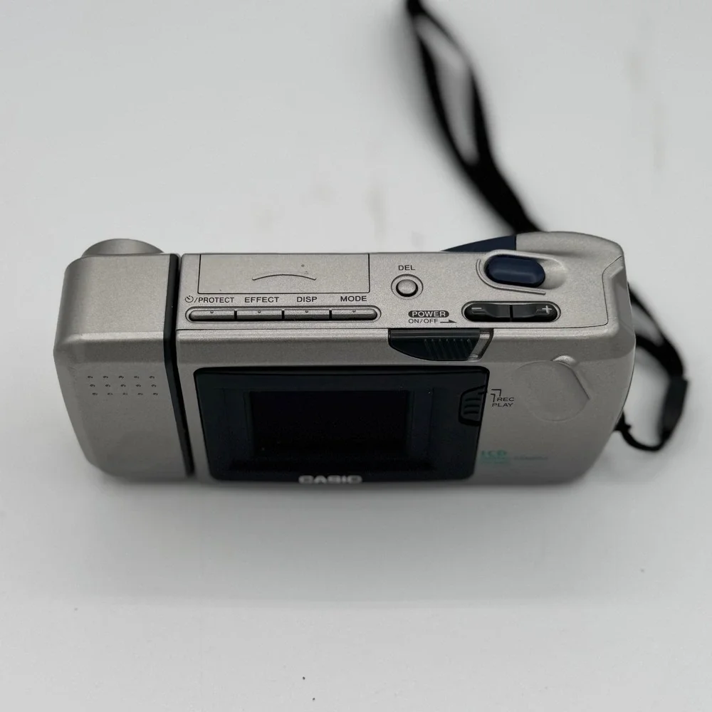 Casio QV-200 LCD Digital Camera Silver Vintage Rotating Lens QV200 Tested Works